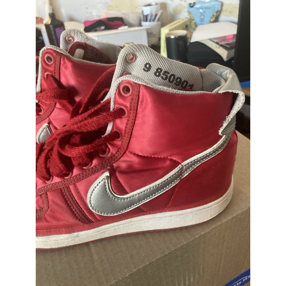 Nike Vandal High Supreme Metallic Red size 9 1/2
